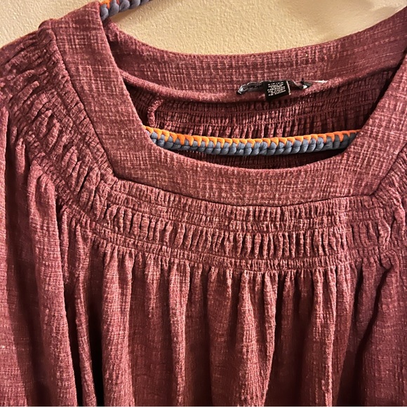 Cable & Gauge Peasant Top - Picture 2 of 6